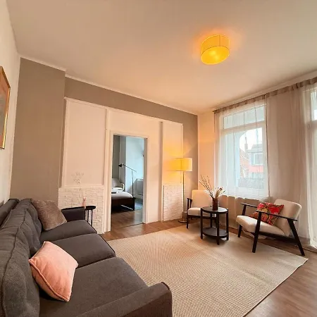 Beautiful And Spacious 4 Bdr With Balcony *