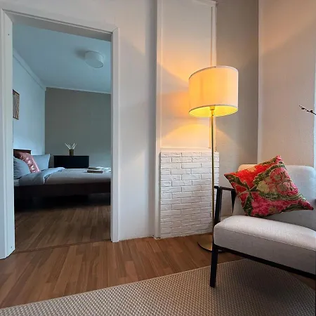 Beautiful And Spacious 4 Bdr With Balcony