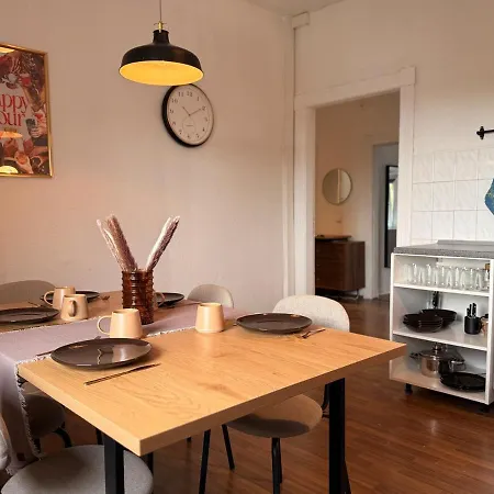 Beautiful And Spacious 4 Bdr With Balcony *