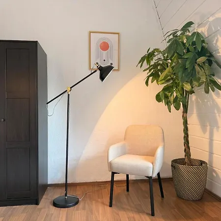 Beautiful And Spacious 4 Bdr With Balcony Apartment *